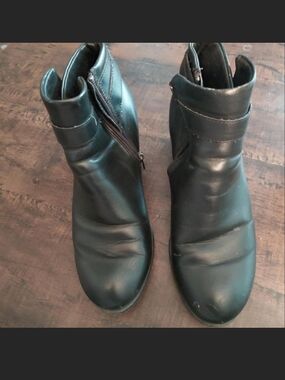 boc Black Leather Side-Zip Ankle Booties